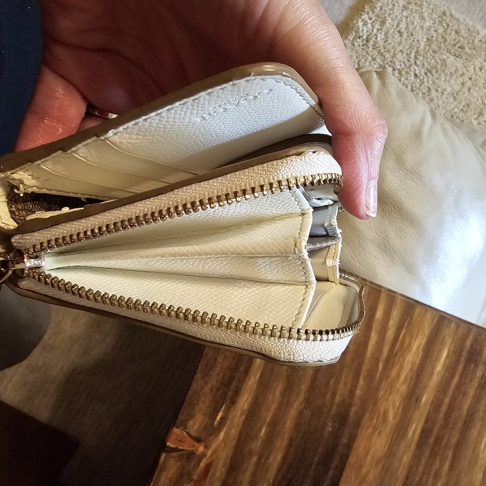 Coach Small Zip Wallet - Picture 11 of 12